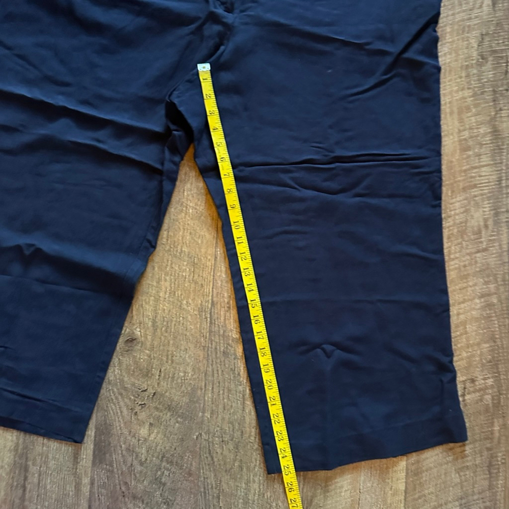 Women's Ruby Rd. Navy Capris 24W - Picture 7 of 11